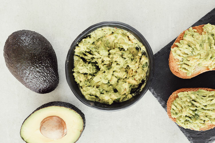 Tostadas de aguacate