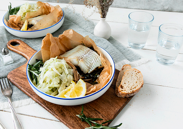 Bacalao con verduras en salsa